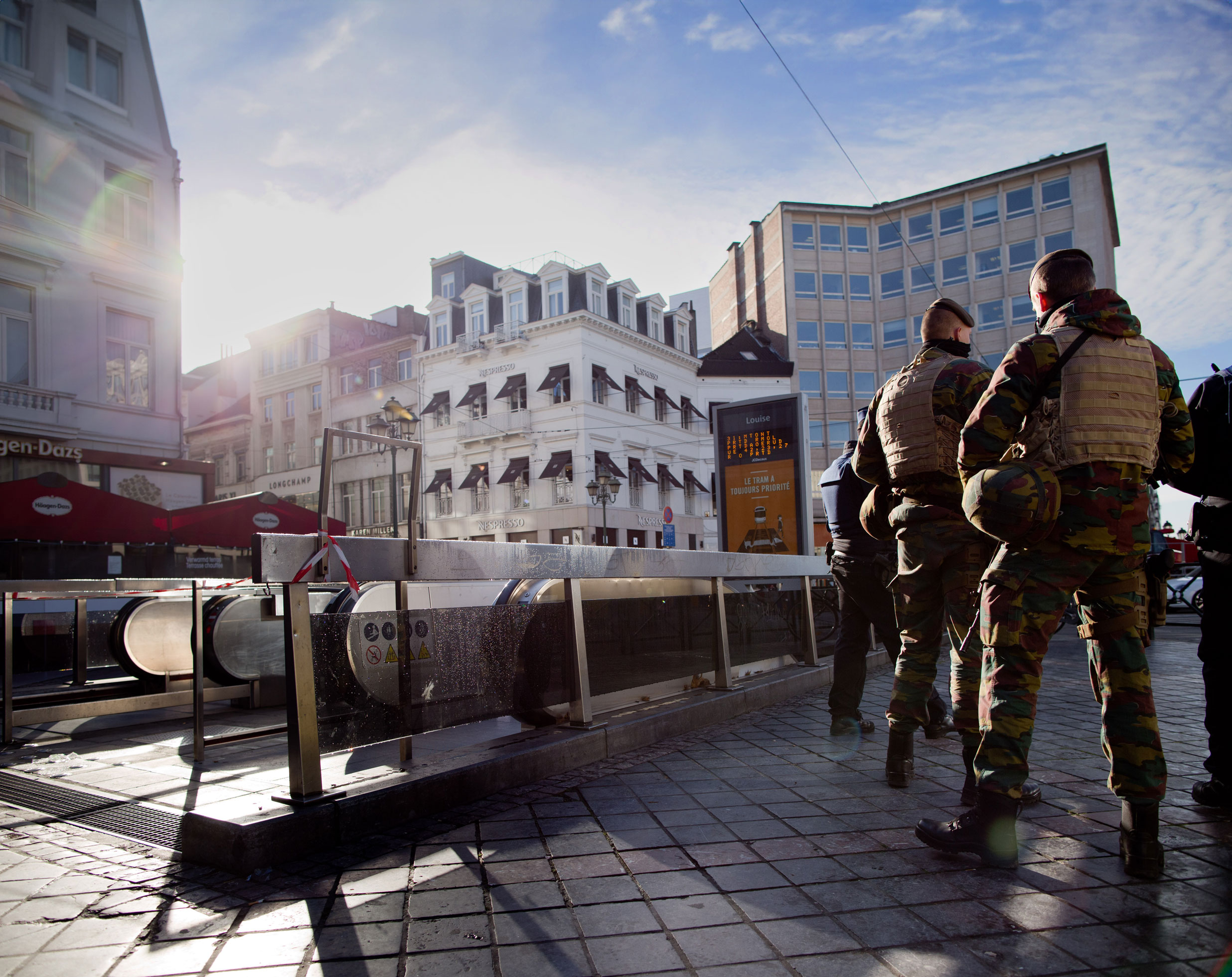 Refus du PS des militaires en rue : «Quand des balles perdues toucheront nos enfants, il sera trop tard»